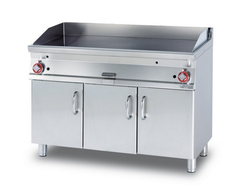 Gas fry top with smooth plate AFP / FTL-712G open compartment